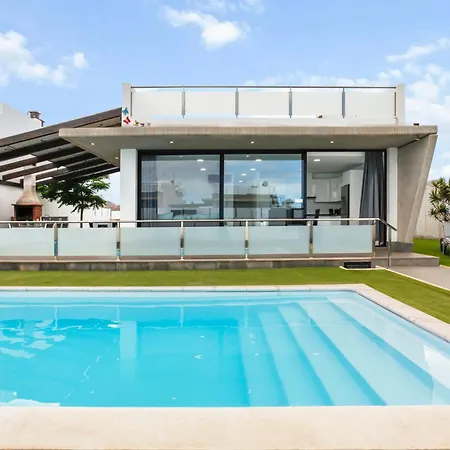 Mariposas Dreams Villa *